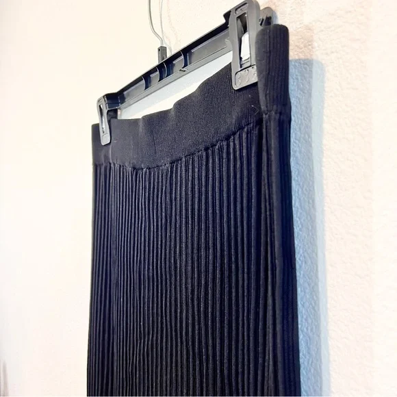 Wilfred Zeta Ribbed Midi Skirt w/ Slit Black L Aritzia Knit Pull On Minimalist - Picture 10 of 15